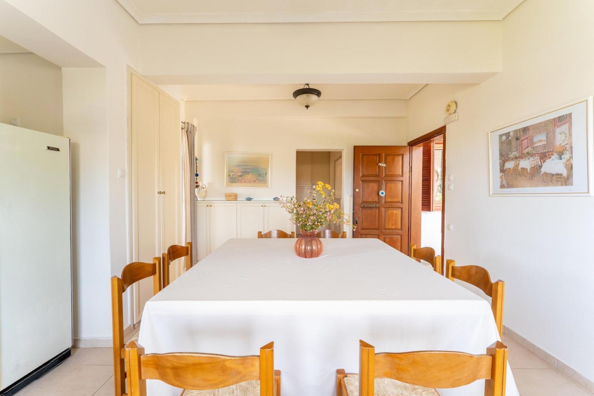 The House Of Gratitude - Poolside Retreat Villa Лутра Ораяс Еленис Екстериор снимка